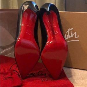 BRAND NEW: NEVER WORN